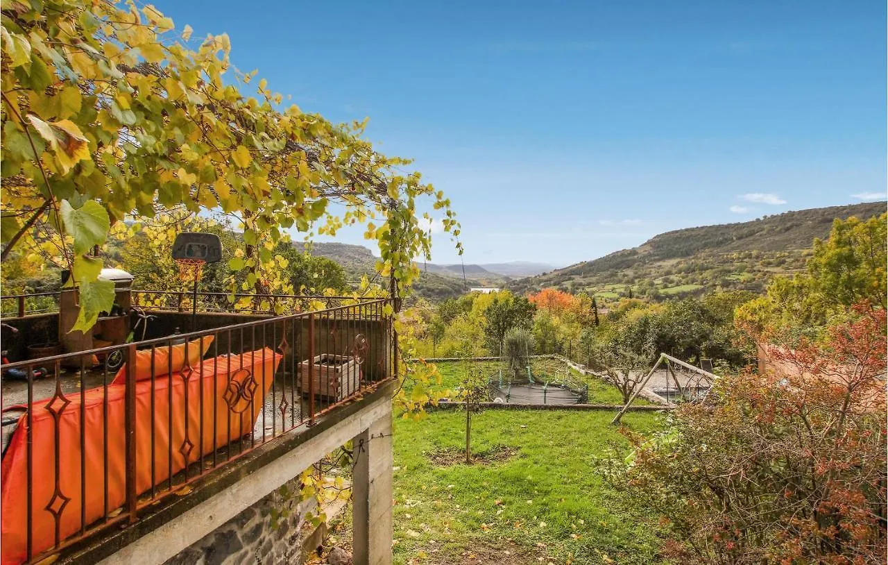 Stunning Home In Darbres Vakantiehuis
